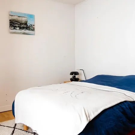 Charming House Near Place De La Nation Apartment